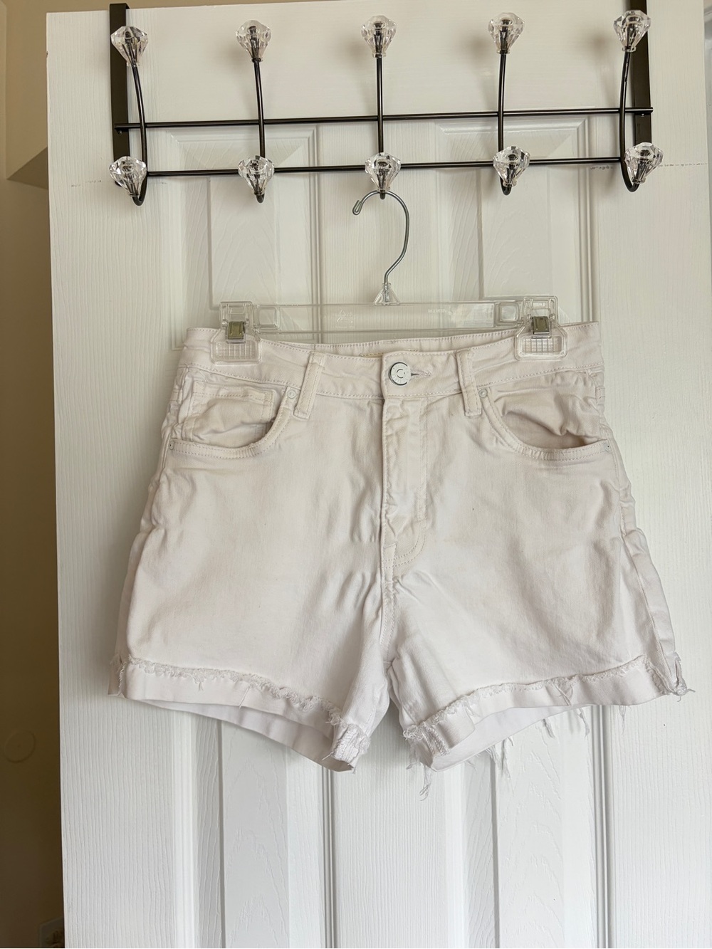 KUT from the Kloth white summer denim shorts size2